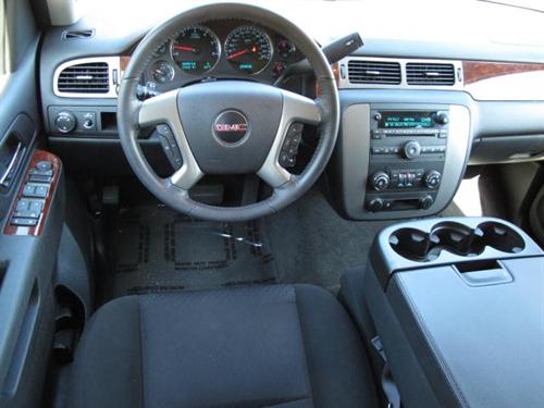 GMC Yukon XL 2010 photo 4