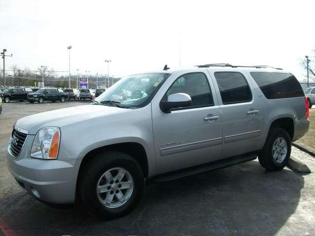 GMC Yukon XL 2010 photo 4