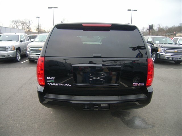 GMC Yukon XL CREW CAB SLT Unspecified