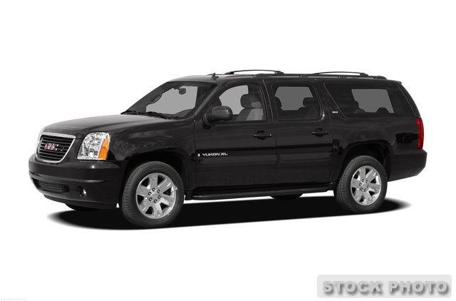 GMC Yukon XL 2011 photo 3