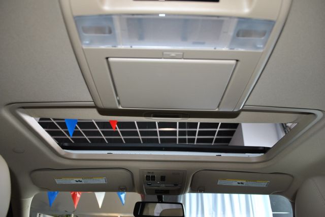 GMC Yukon XL 2011 photo 3