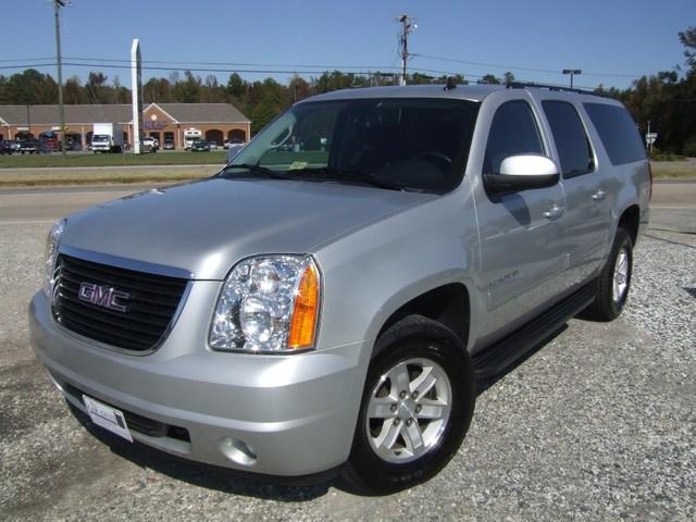 GMC Yukon XL 4x4 Crew Cab LE Sport Utility