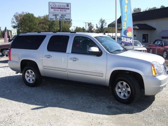 GMC Yukon XL 2011 photo 4