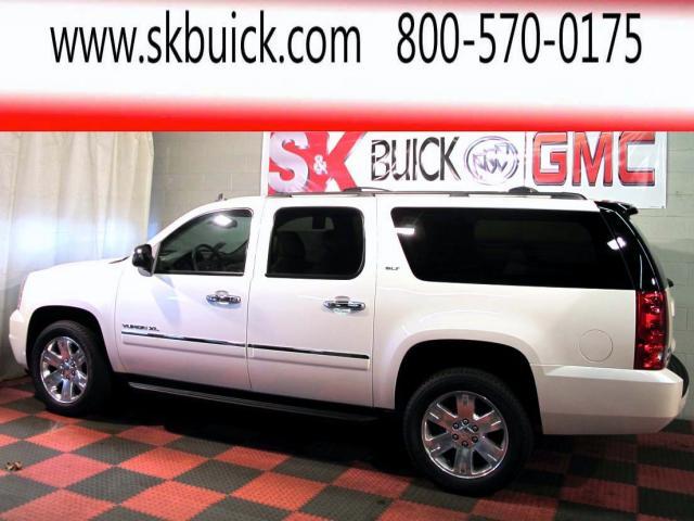 GMC Yukon XL 2011 photo 2