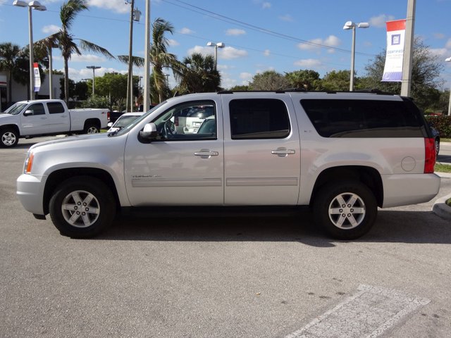 GMC Yukon XL 2012 photo 1