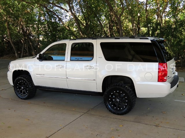 GMC Yukon XL 2012 photo 3