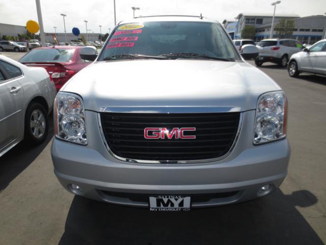 GMC Yukon XL 2012 photo 1