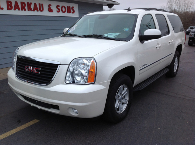 GMC Yukon XL LX Wagon 4D Unspecified