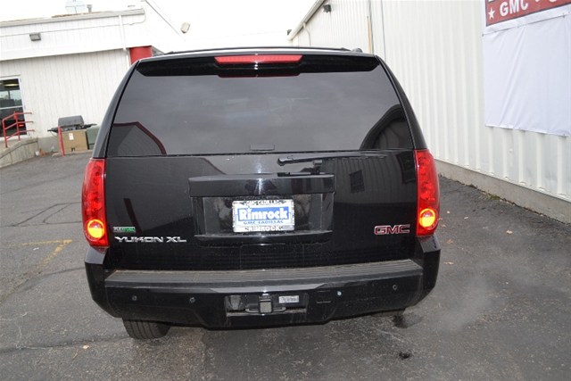 GMC Yukon XL 2012 photo 5