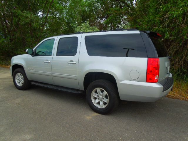 GMC Yukon XL 2013 photo 4