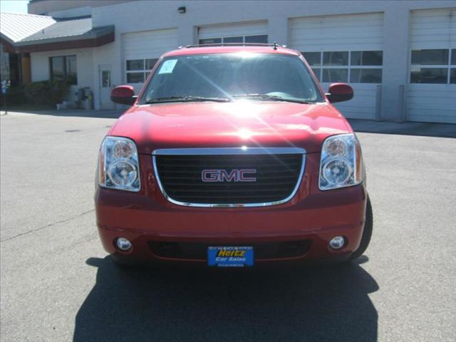 GMC Yukon XL 2013 photo 3