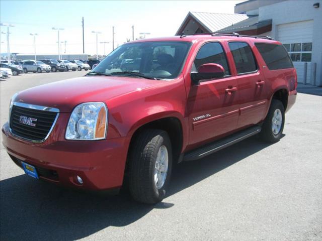 GMC Yukon XL 2013 photo 4