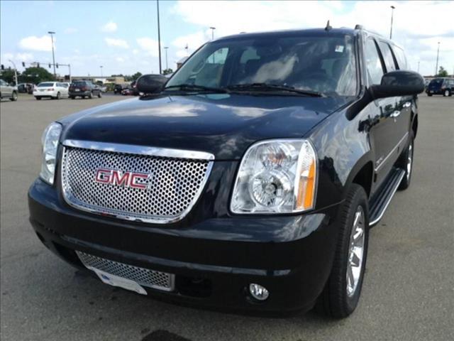 GMC Yukon XL 2013 photo 4