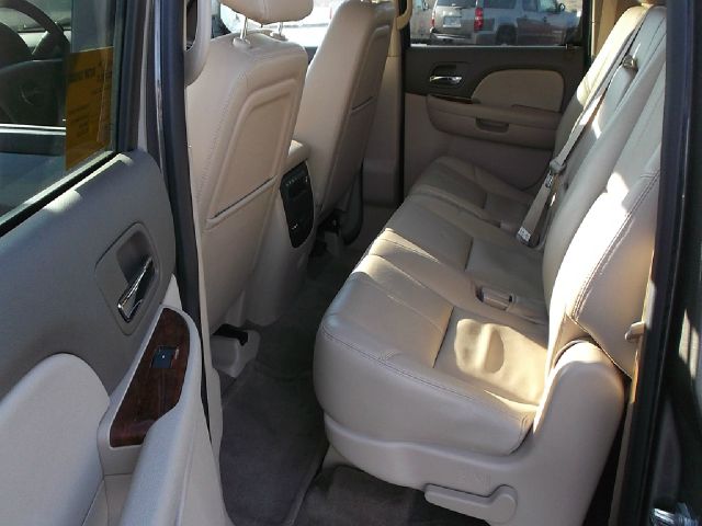 GMC Yukon XL 2013 photo 1