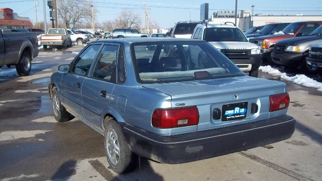 Geo Prizm 1991 photo 1