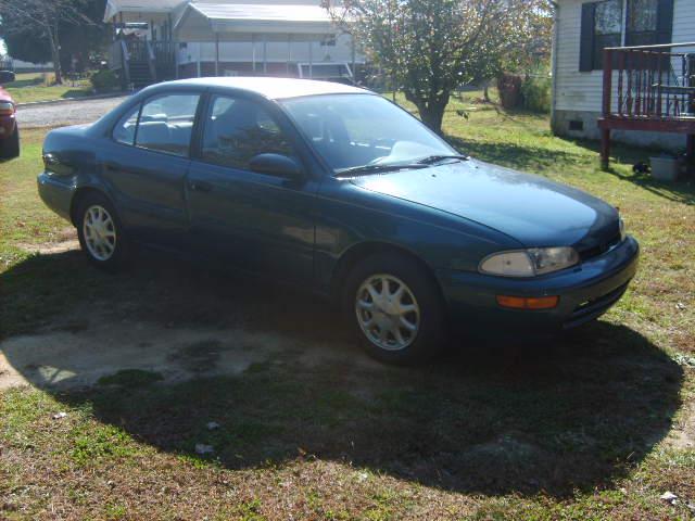 Geo Prizm LS 460 Sedan 4D Sedan