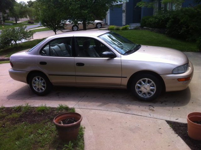 Geo Prizm 1996 photo 3