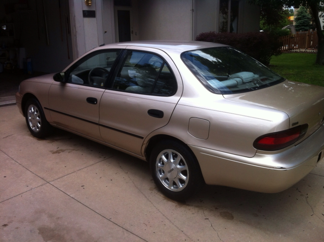 Geo Prizm 1996 photo 7