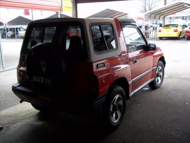 Geo Tracker 1993 photo 1