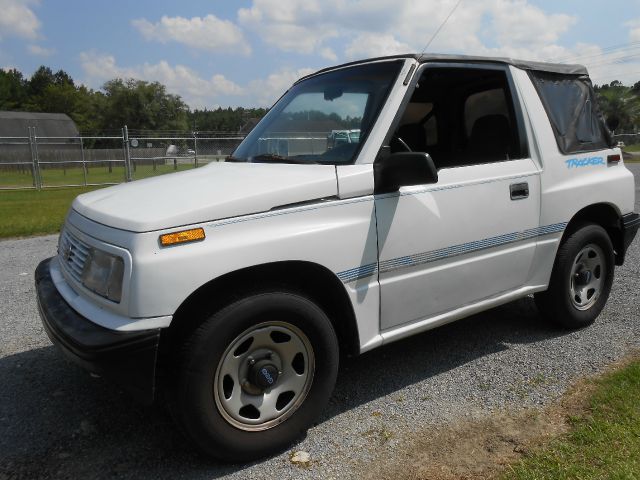 Geo Tracker 1995 photo 1