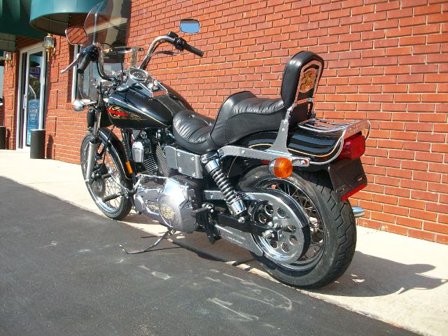 Harley Davidson FXDWG 1997 photo 2