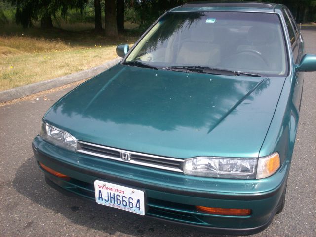 Honda Accord 1992 photo 1