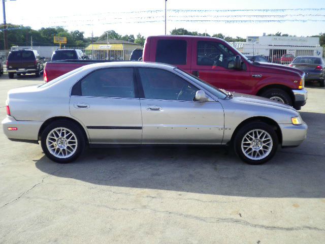 Honda Accord GTC Sedan