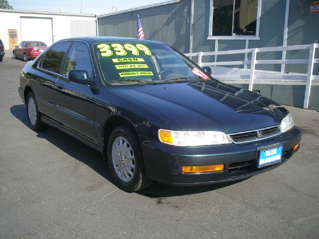 Honda Accord ZQ8 LS Sedan