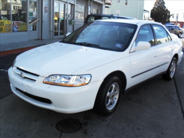 Honda Accord XL 1500 4WD Sedan