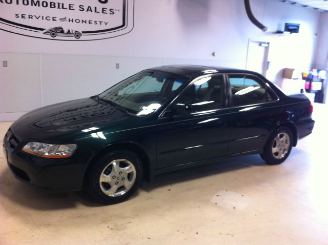 Honda Accord ZQ8 LS Sedan