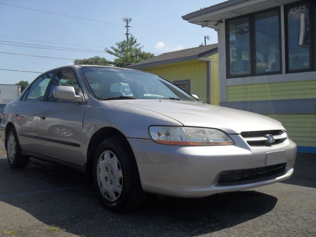 Honda Accord GTC Sedan