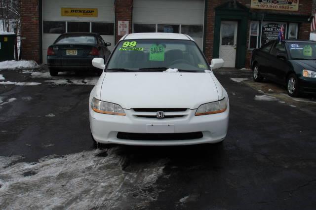 Honda Accord XL 1500 4WD Sedan