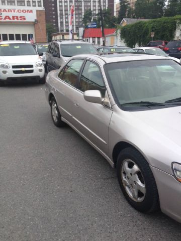 Honda Accord ZQ8 LS Sedan