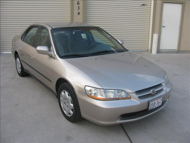 Honda Accord 2000 photo 5