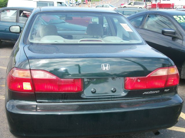 Honda Accord ZQ8 LS Sedan