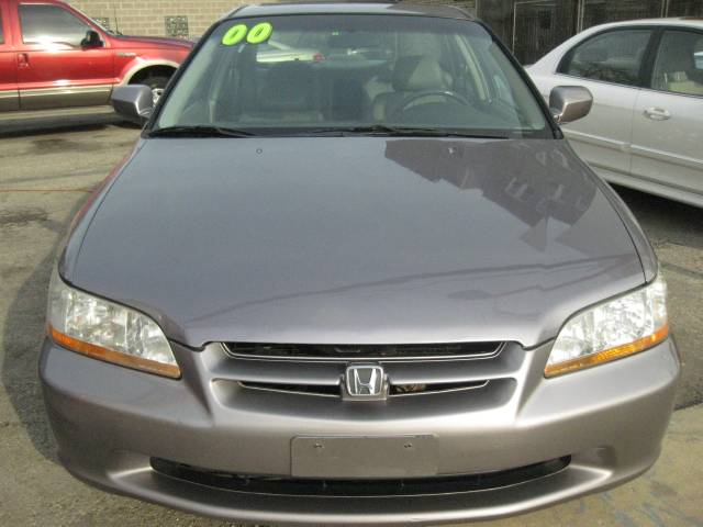 Honda Accord 2000 photo 5