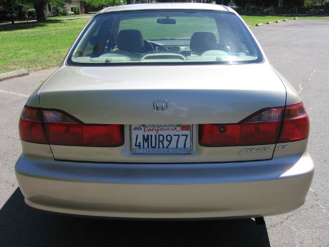 Honda Accord ZQ8 LS Sedan