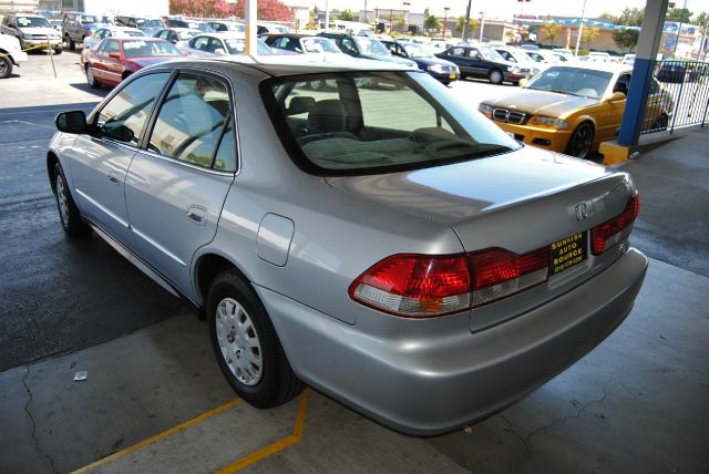 Honda Accord 4dr Sdn SES Standard Sedan