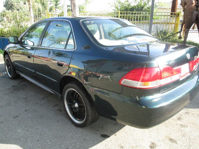 Honda Accord 4dr Sdn SES Standard Sedan