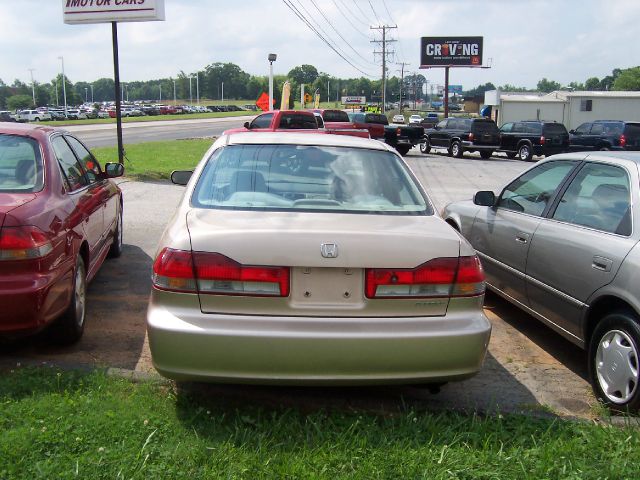 Honda Accord 2.0T Quattro AWD Sedan