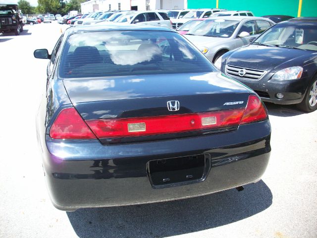 Honda Accord 2002 photo 0