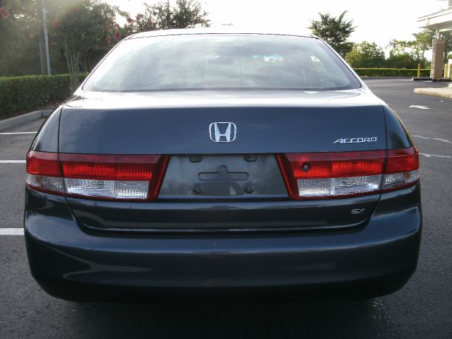 Honda Accord 2003 photo 3