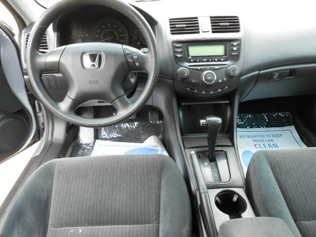 Honda Accord 2003 photo 0