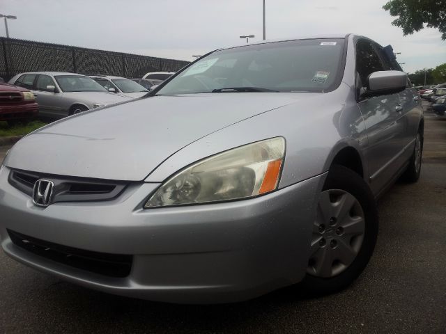 Honda Accord 2dr Reg Cab 120.5 WB Sedan