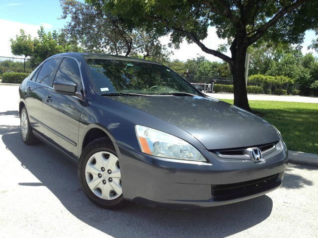 Honda Accord 2dr Reg Cab 120.5 WB Sedan