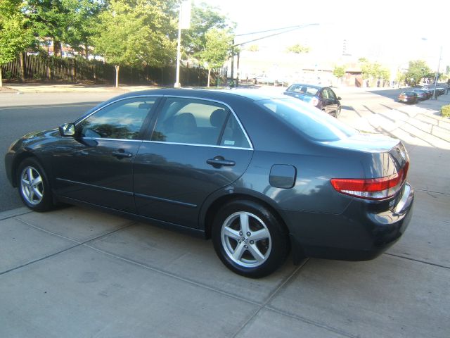 Honda Accord 3.5L RWD Sedan