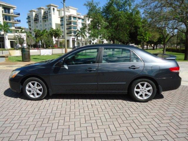 Honda Accord 2WD 4dr SUV Sedan