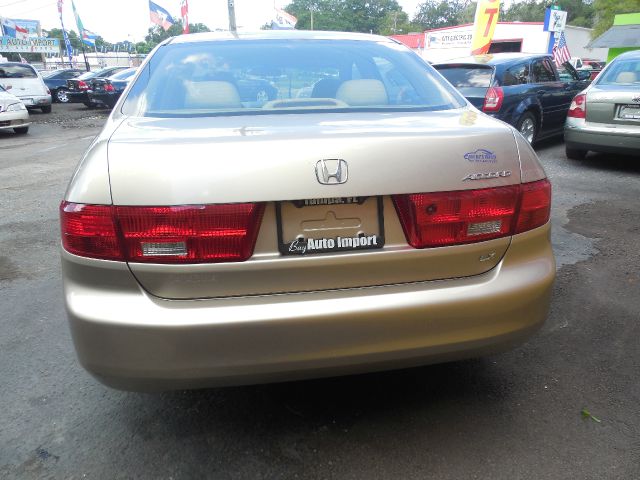 Honda Accord 2dr Reg Cab 120.5 WB Sedan