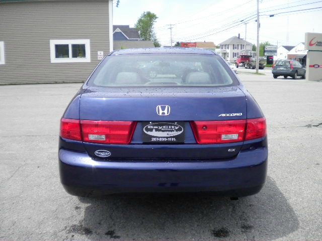 Honda Accord 3.5L RWD Sedan