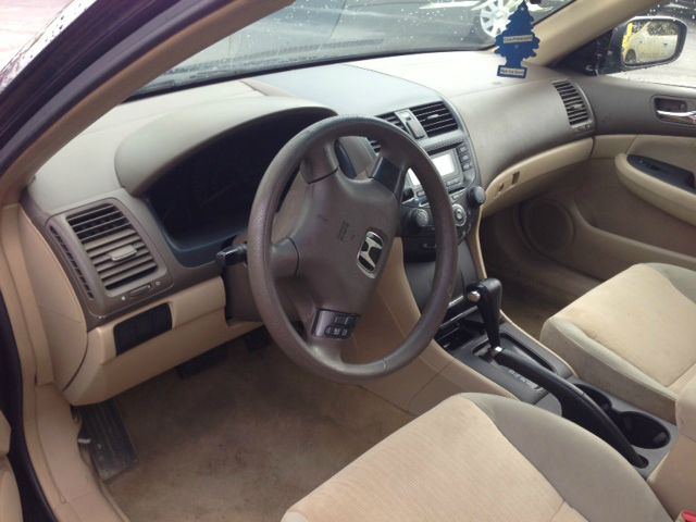 Honda Accord 2dr Reg Cab 120.5 WB Sedan